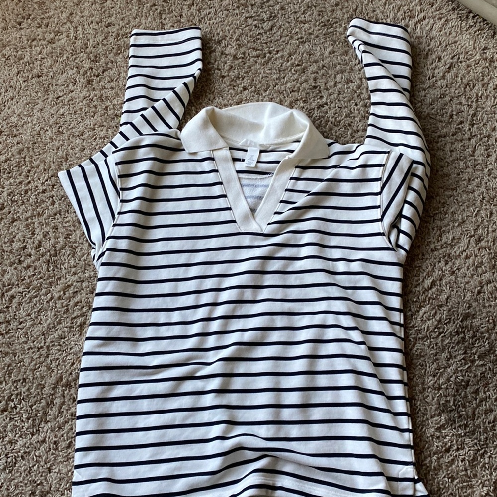 Brand new shirt from h and m and never worn